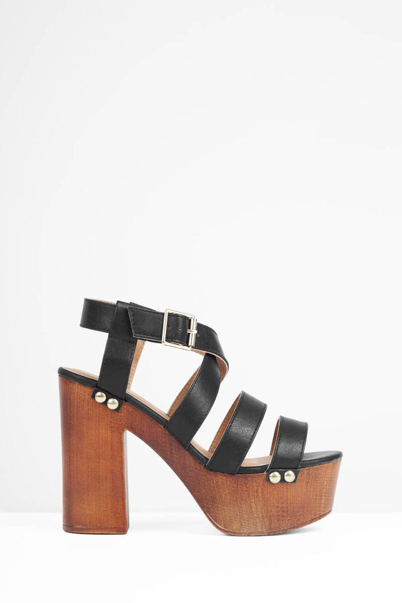 black heels with wooden heel