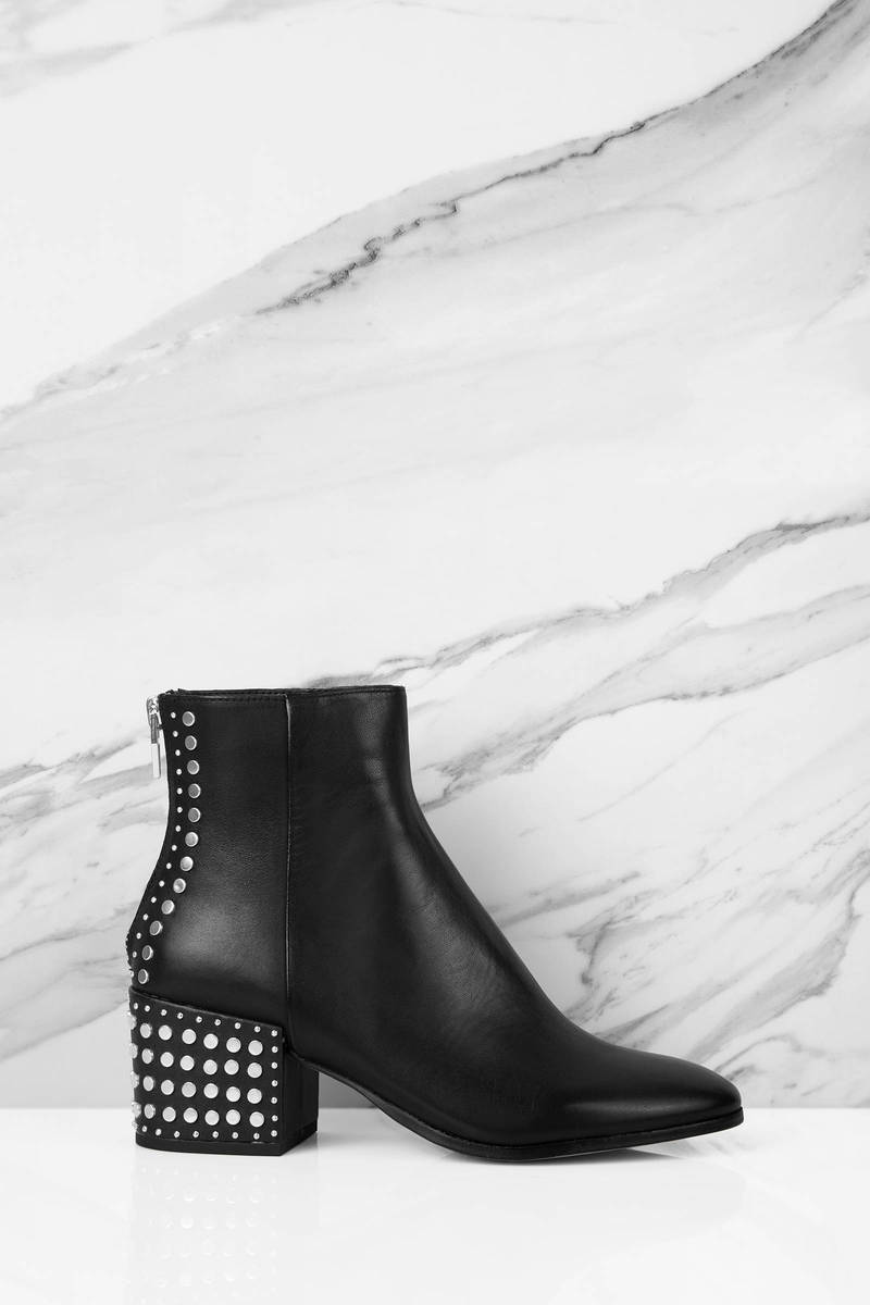 Black Boots - Classic Ankle Boots 
