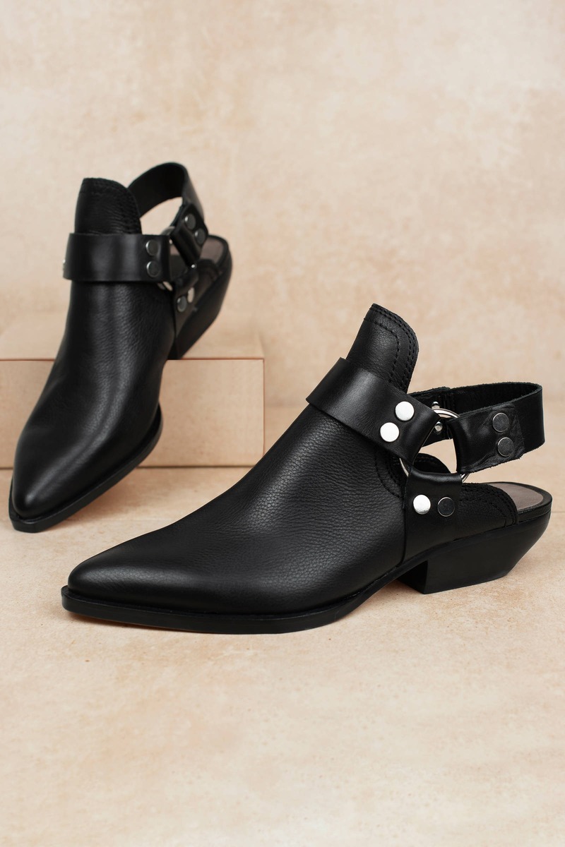 dolce vita pointed toe booties