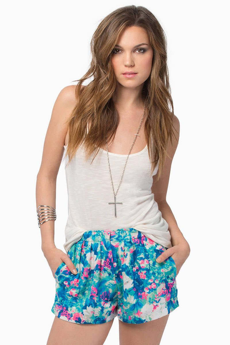 Floral Summer Shorts in Blue Floral - $46 | Tobi US