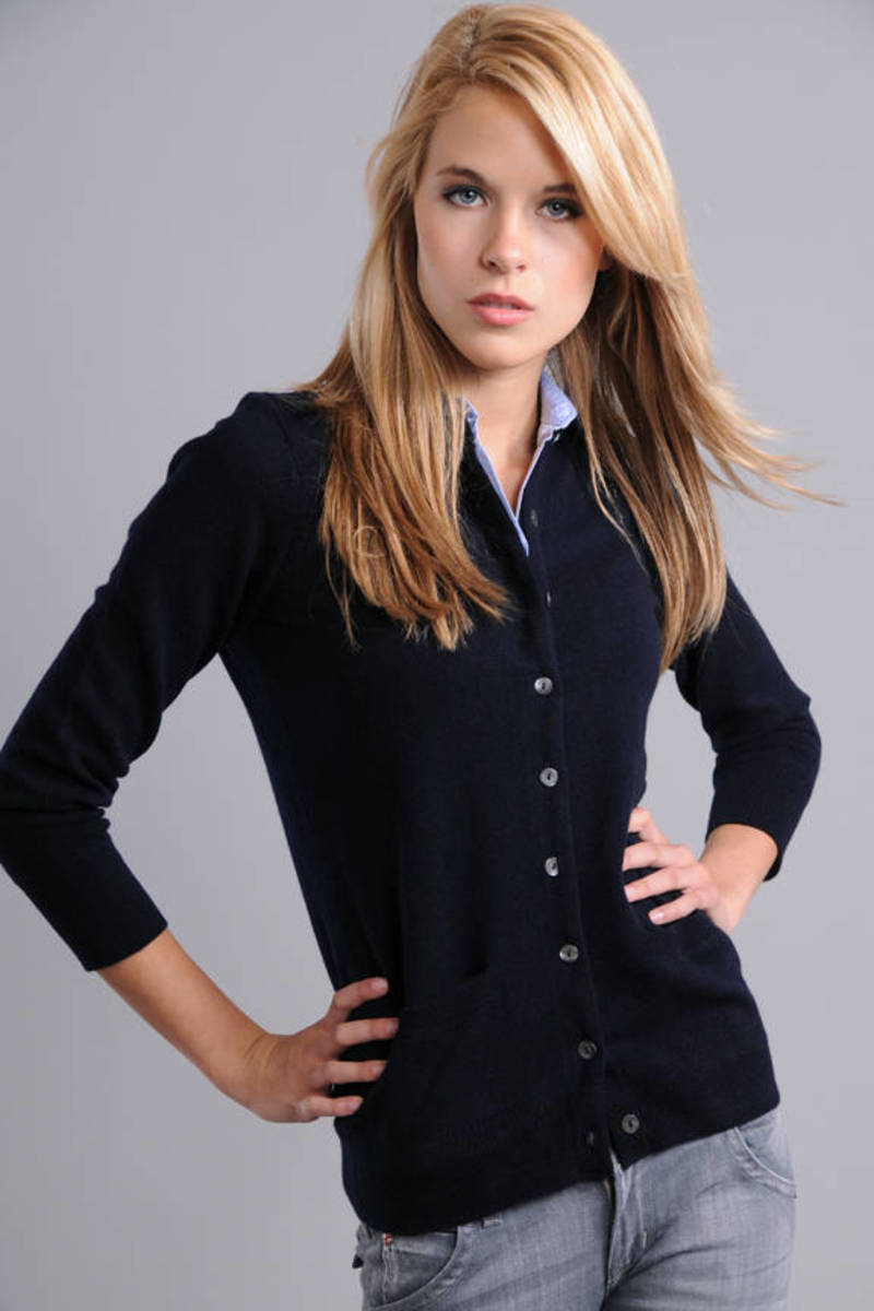 collared cardigan