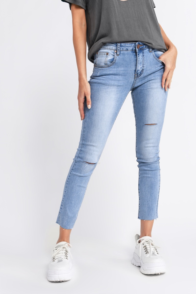 mid low rise jeans