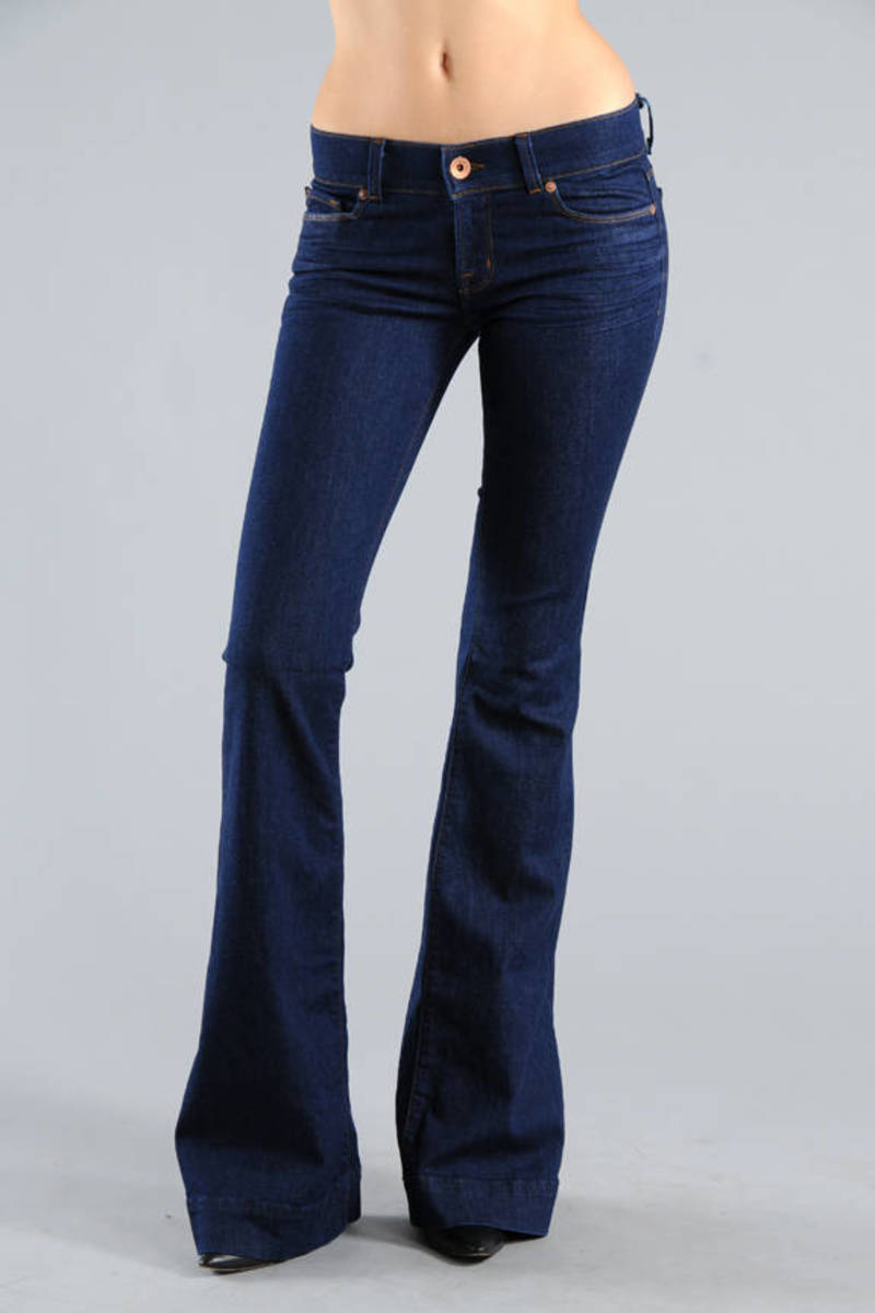 dark wash bell bottom jeans