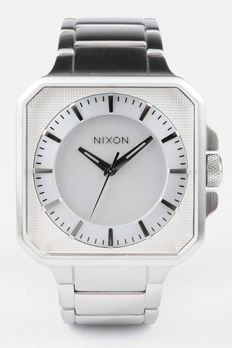 nixon platform watch