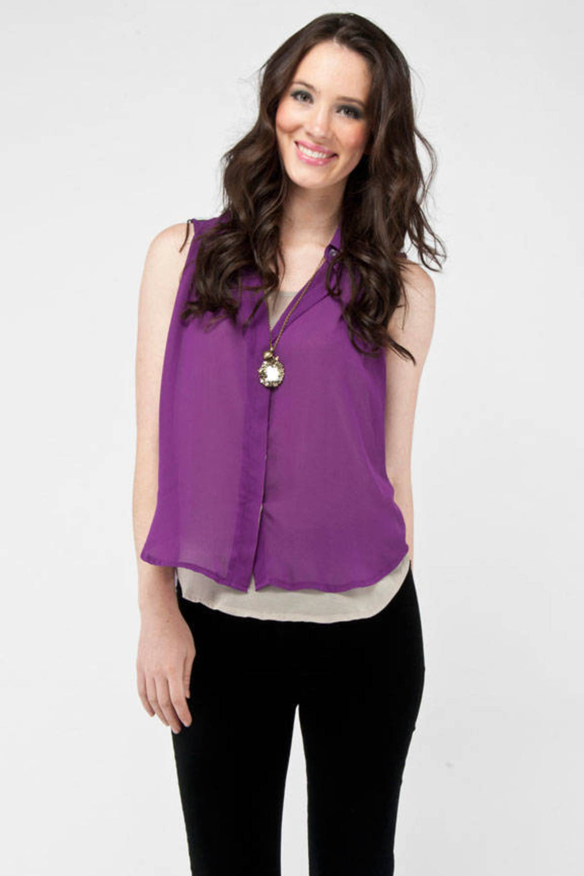 sleeveless collared top