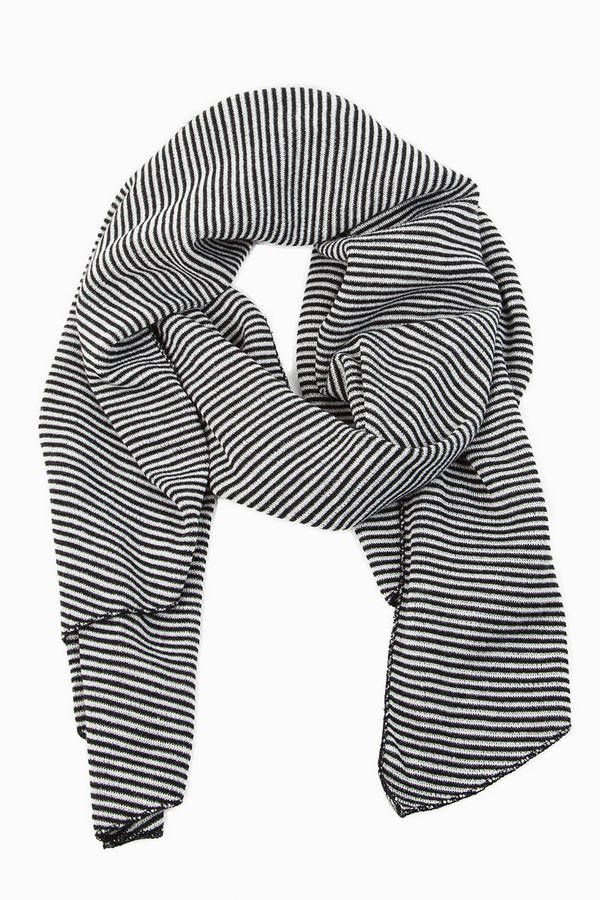 Fall In Line Scarf in Black & White - $26 | Tobi US