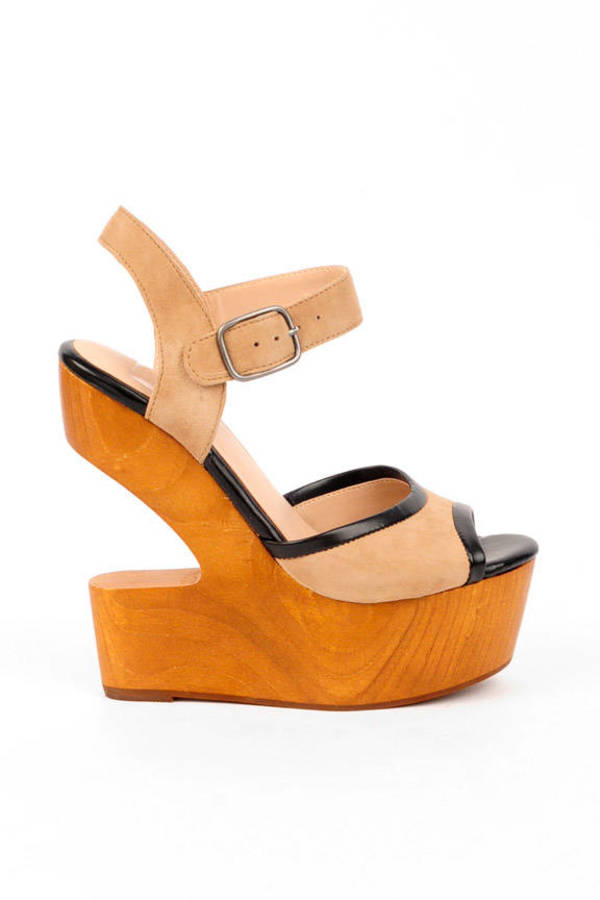 DV8 by Dolce Vita Minx Open Wedges in Nude Suede - $83 