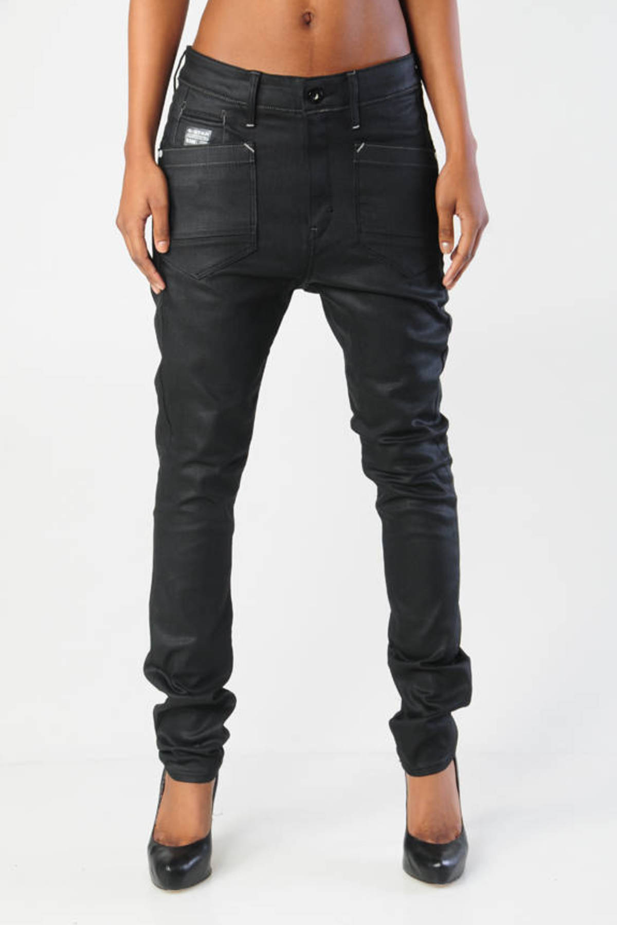 loose tapered jeans