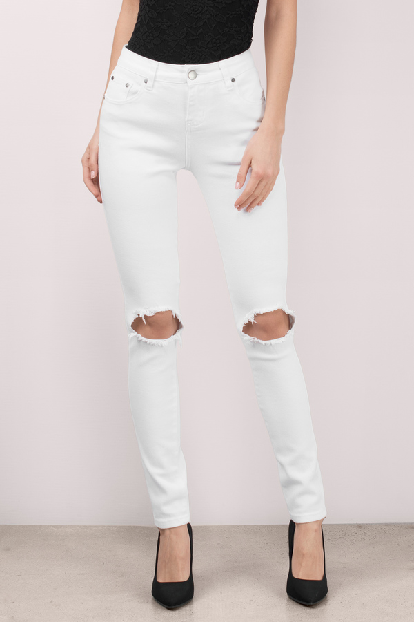 white distressed ankle jeans