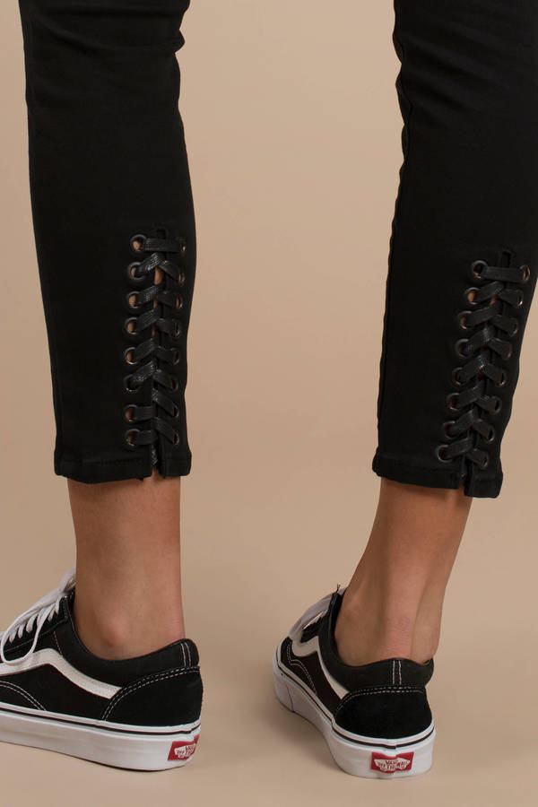 black jean capri pants