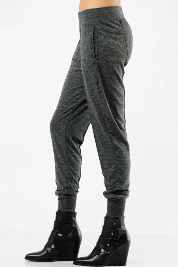 womens fitted sweatpants