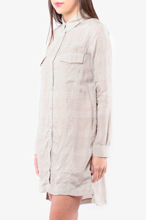 dobby gathered shoulder shirt dress