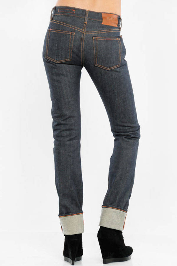 skinny straight jeans