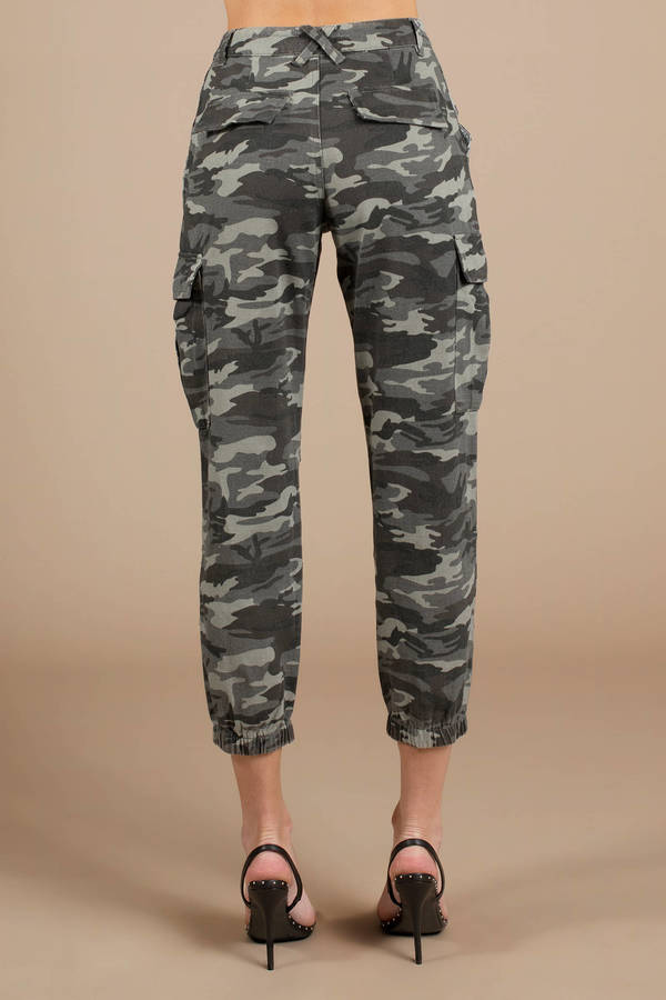 grey army cargo pants