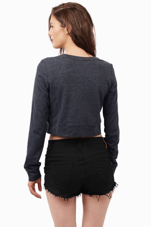 women's grey sweatshirt