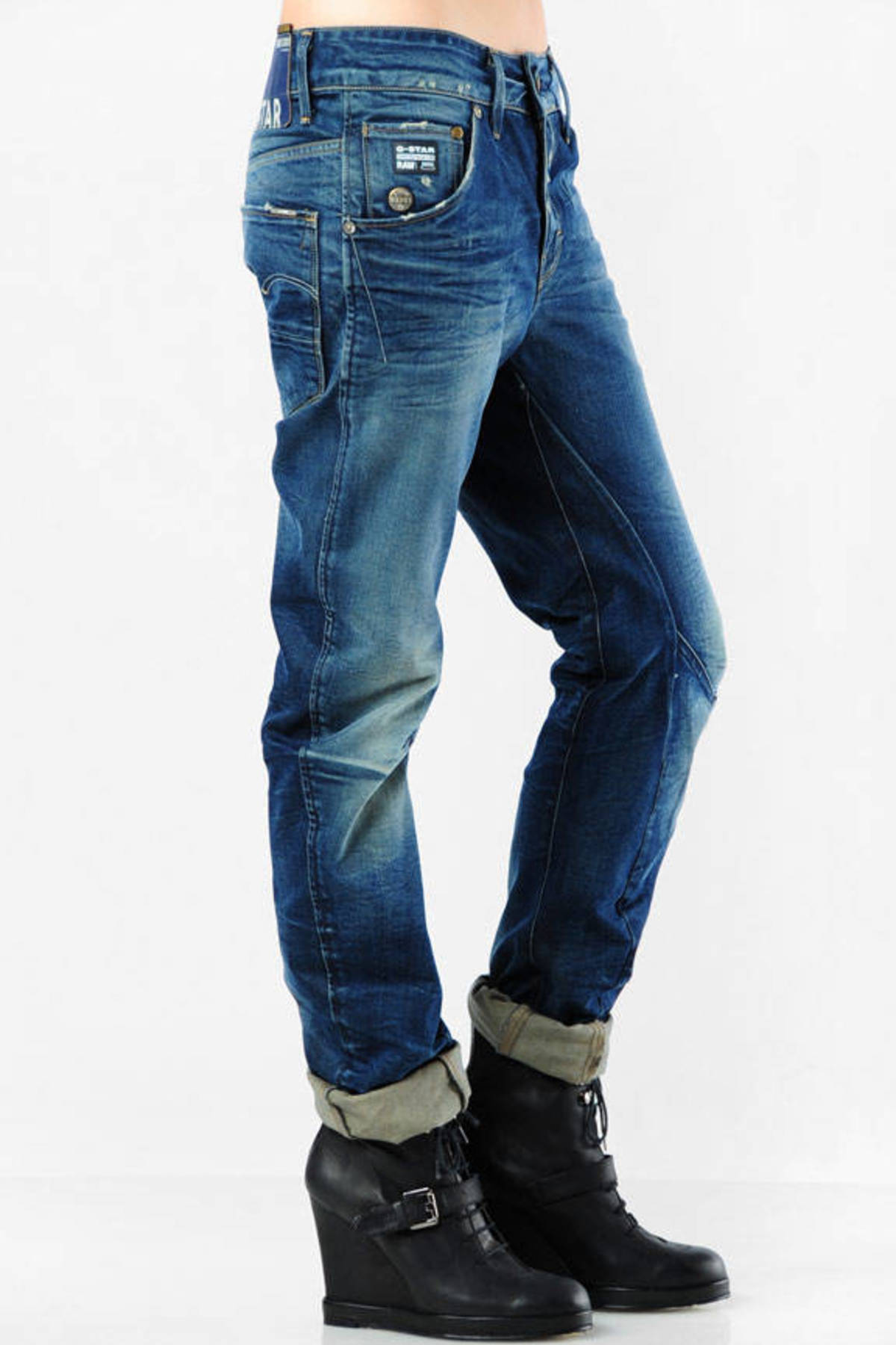 loose tapered jeans