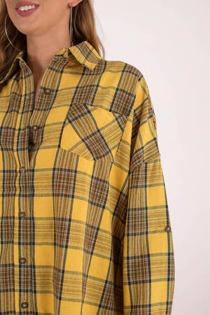 yellow plaid top