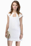 chic of perfection white shift dress